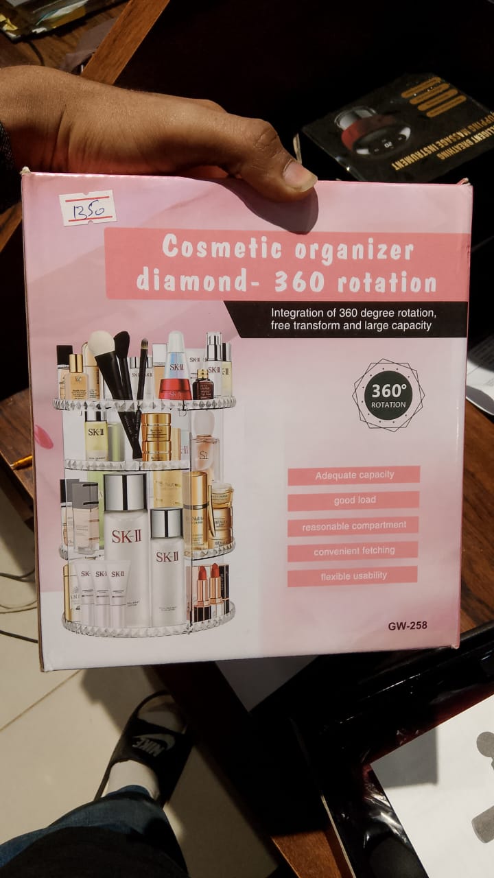 360 rotating crystal makeup organizer